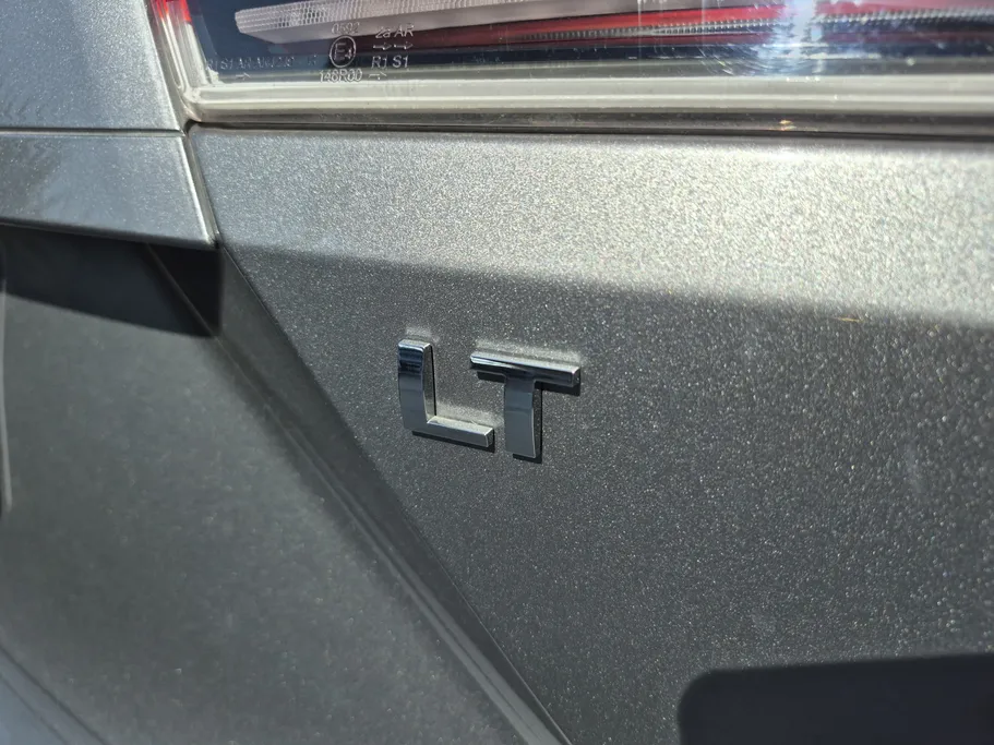 2024 Chevrolet Captiva LT 