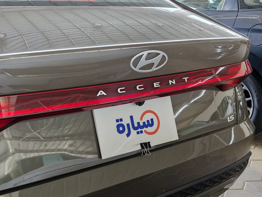 2024 Hyundai Accent Smart 