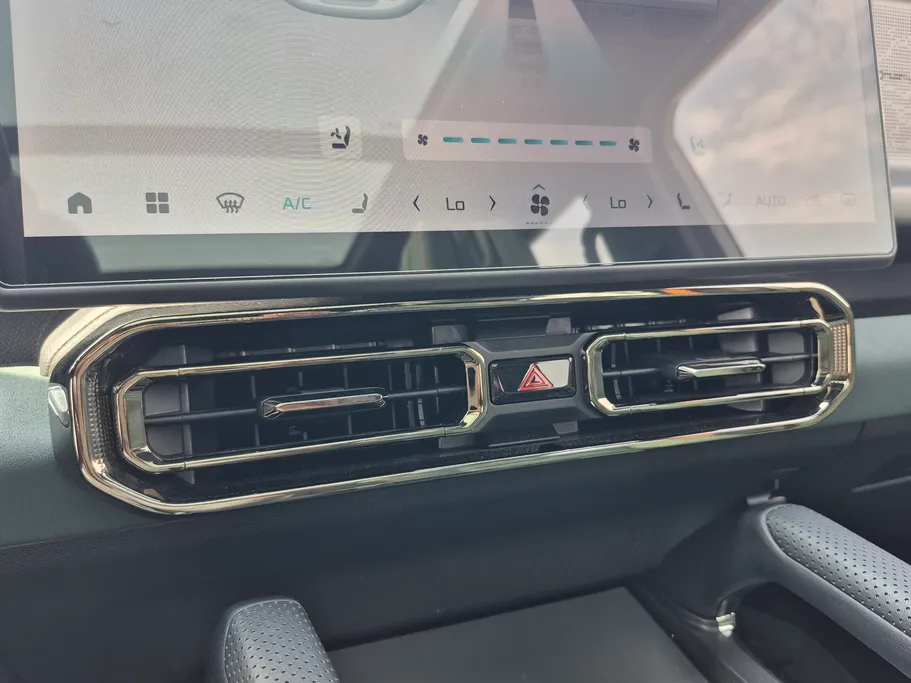 2026 Jetour T2 Luxury Plus 