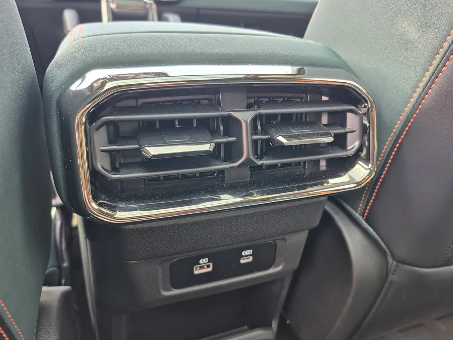 2026 Jetour T2 Luxury Plus 