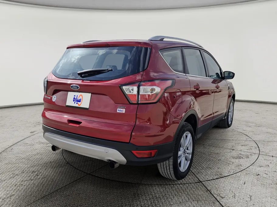 فورد اسكيب اس اى 2020 