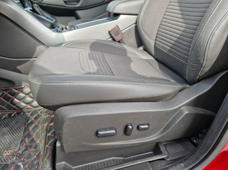 فورد اسكيب اس اى 2020 