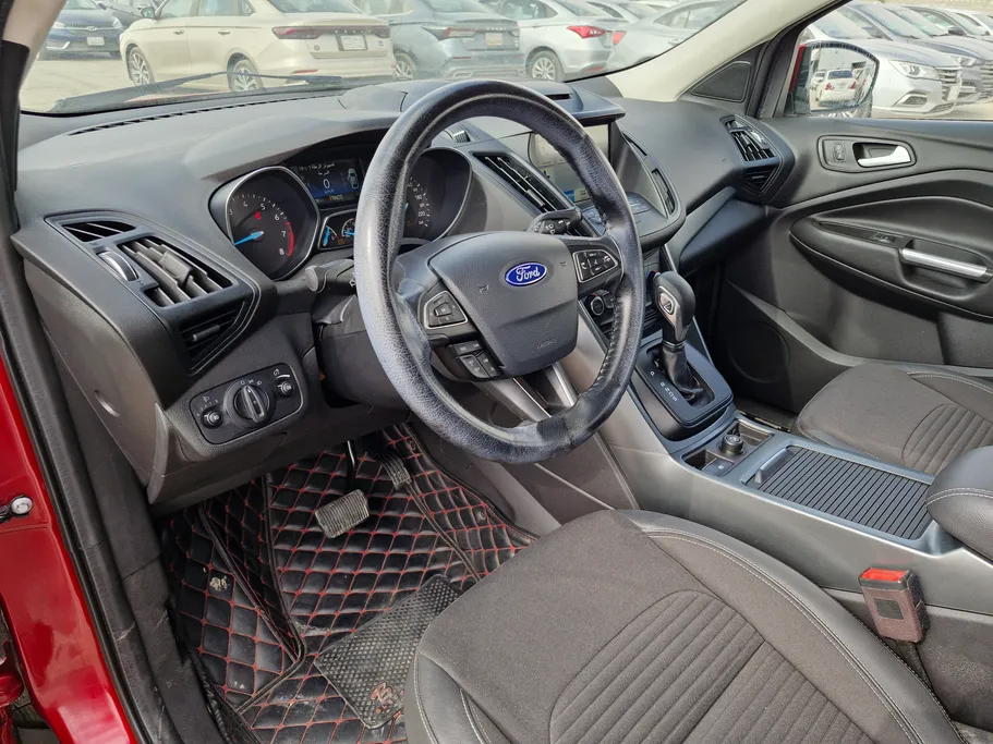 فورد اسكيب اس اى 2020 