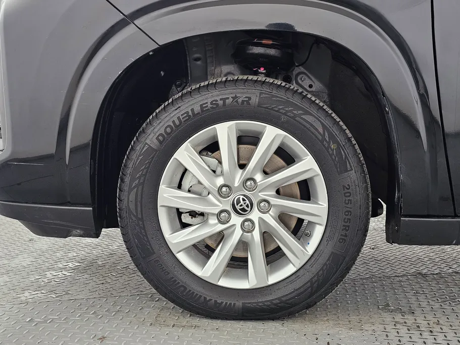 تويوتا اينوفا GL HEV 2024 