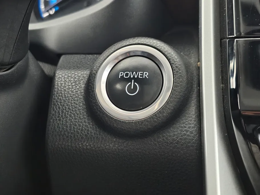 تويوتا اينوفا GL HEV 2024 