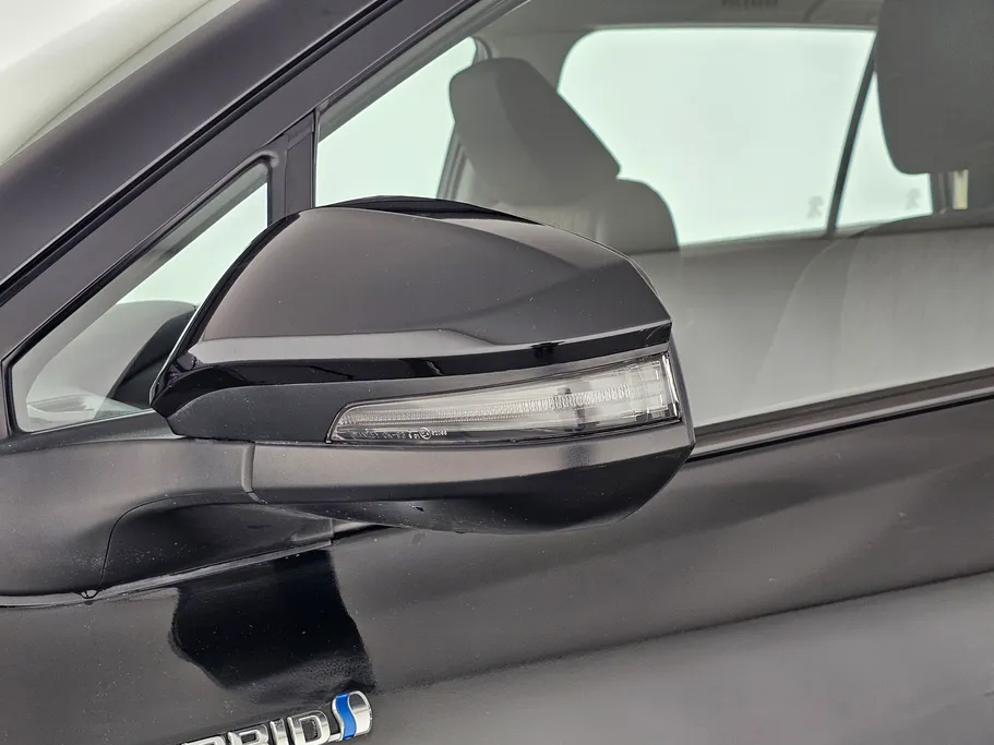 تويوتا اينوفا GL HEV 2024 