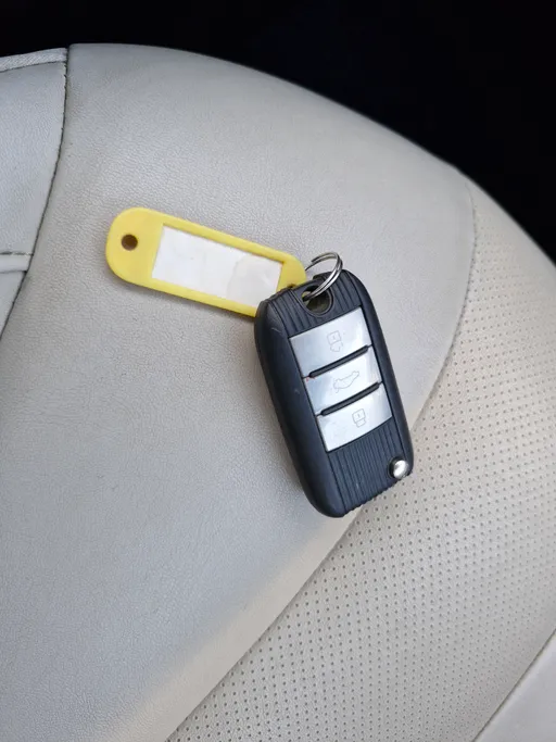 ام جي 5 LUX 2023 