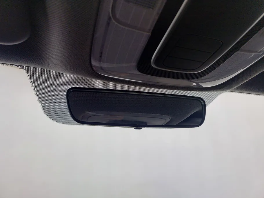 2023 Hyundai Elantra Smart 