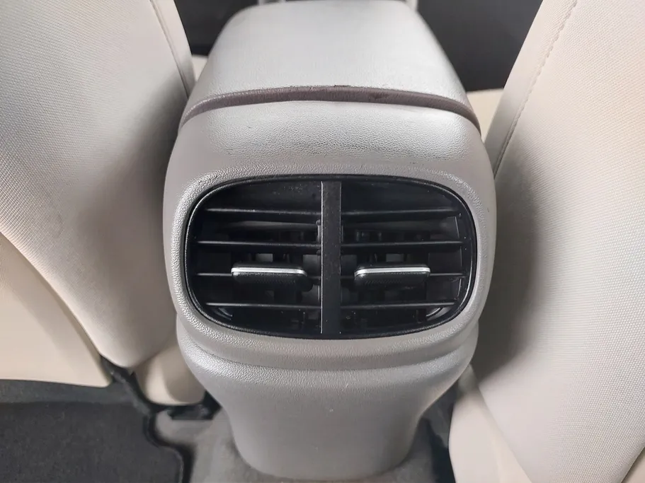 2023 Hyundai Elantra Smart 