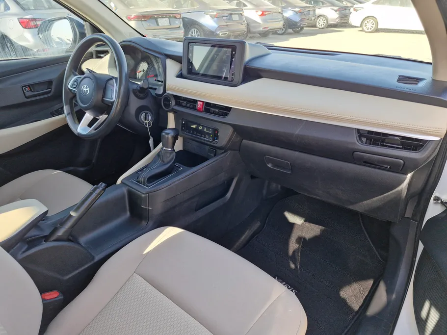 تويوتا يارس Y 2023 