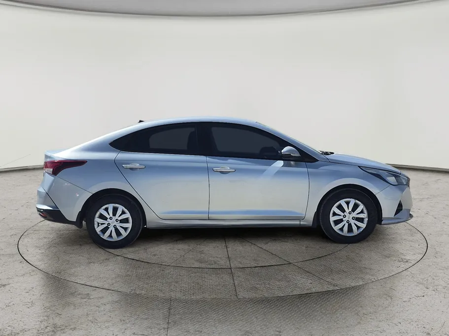 2022 هيونداي Accent سمارت 