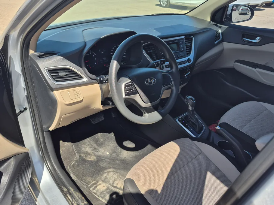 2022 هيونداي Accent سمارت 