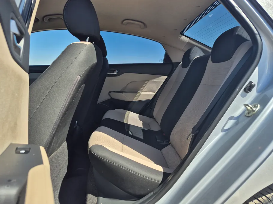 2022 هيونداي Accent سمارت 