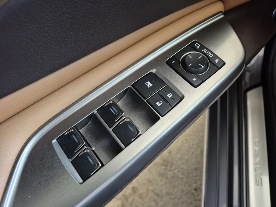 لكزس ES 250 2021 