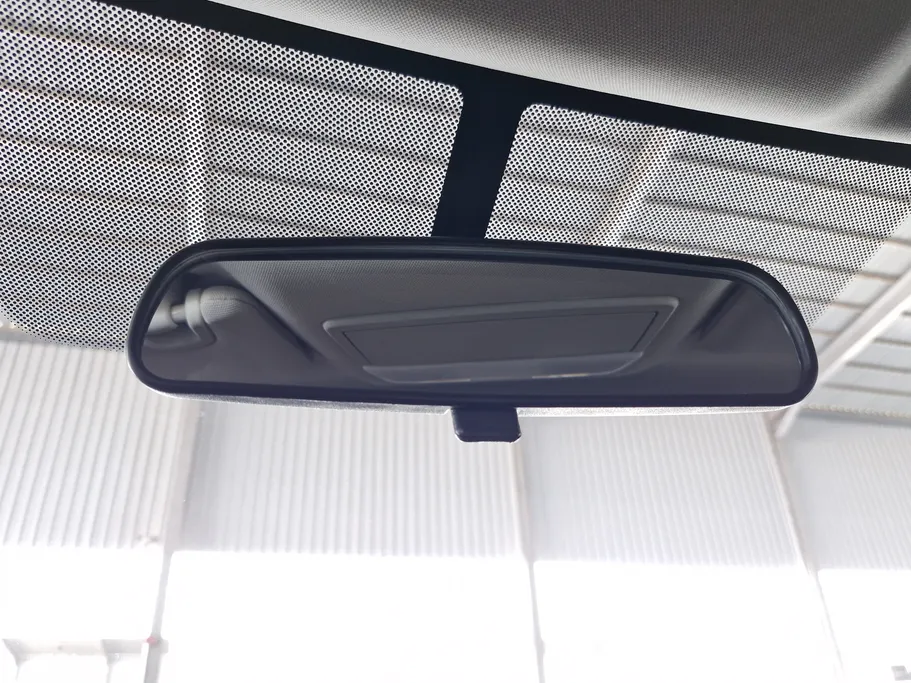 2023 Nissan Altima SR 