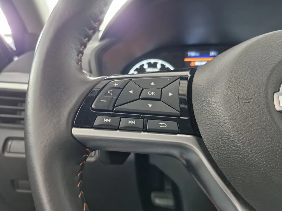 2023 Nissan Altima SR 