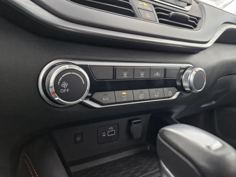 2023 Nissan Altima SR 