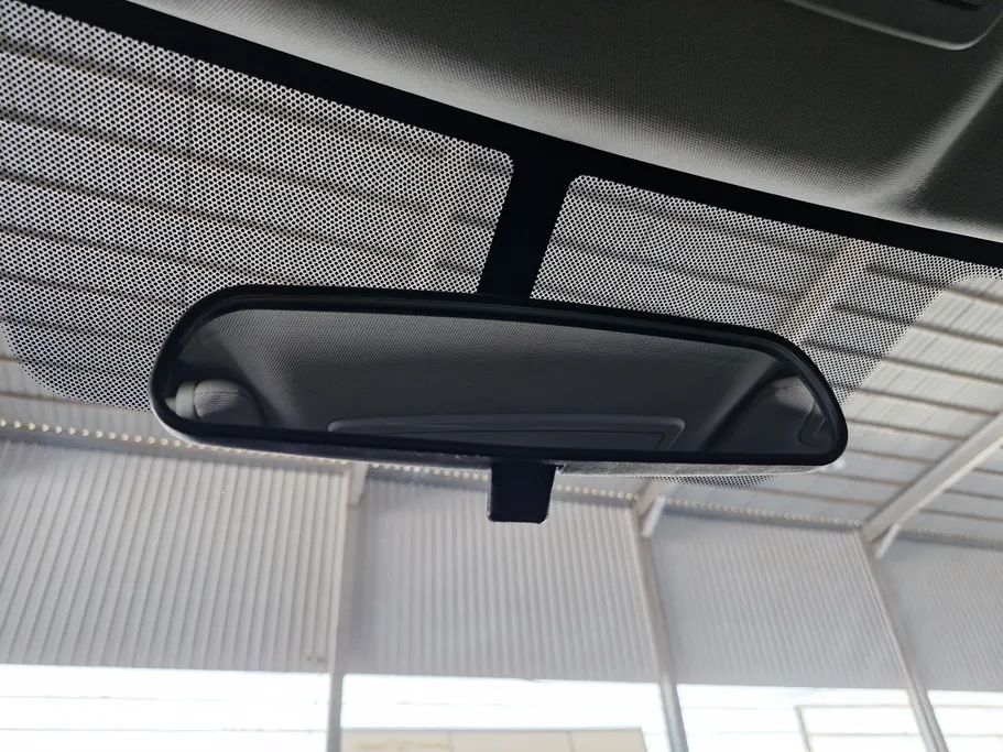 2023 Nissan Altima SR 