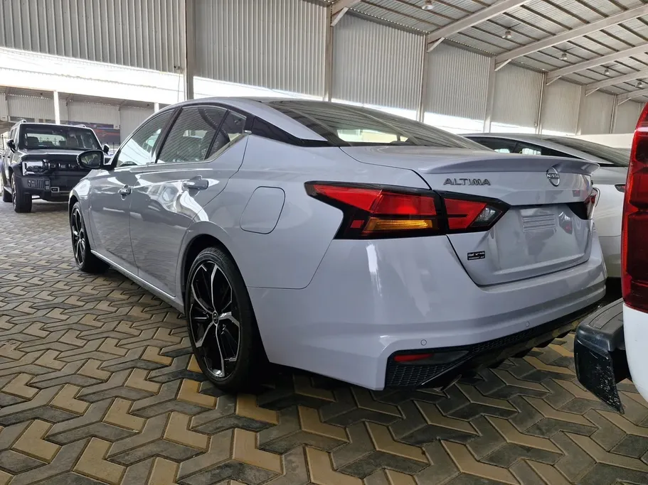 نيسان التيما SR 2023 