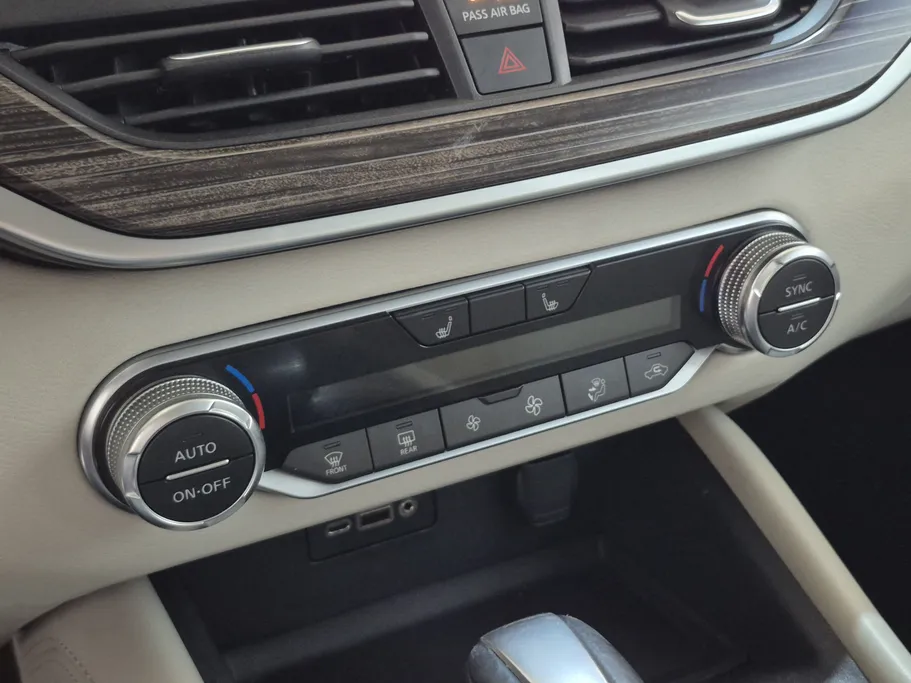 2020 Nissan Altima SL 