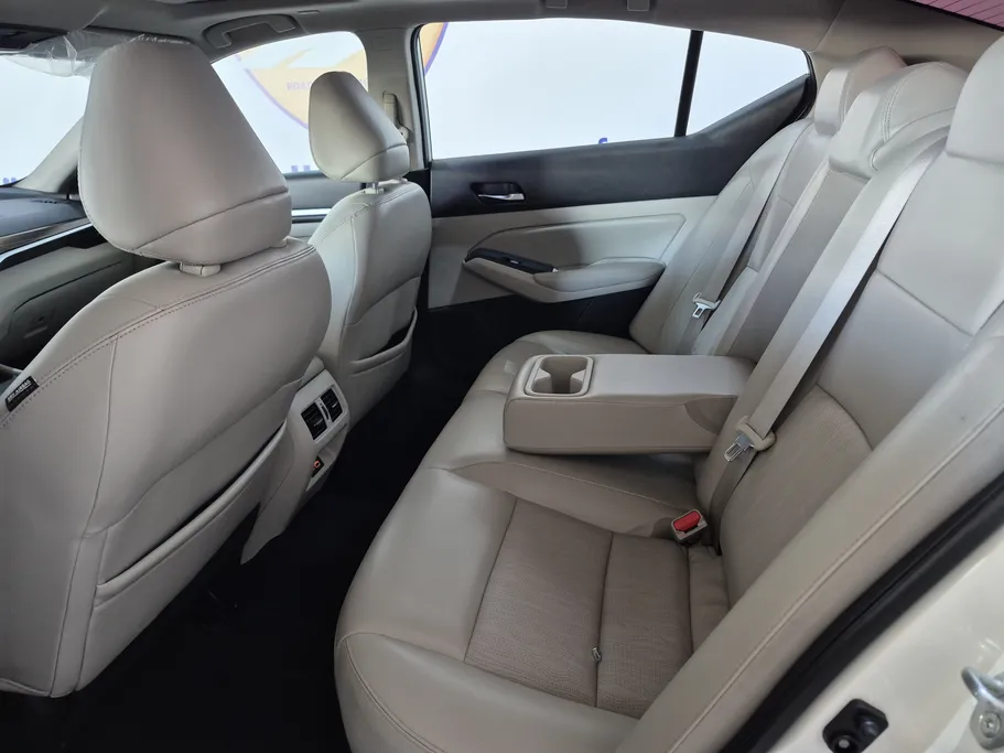 2020 Nissan Altima SL 