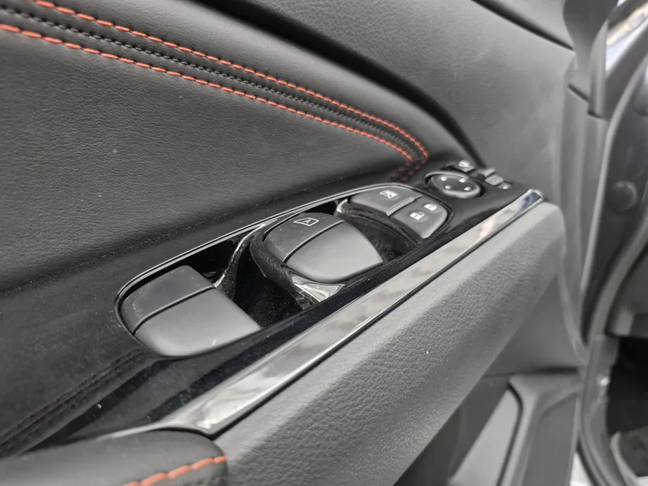 2023 Nissan Altima SR 