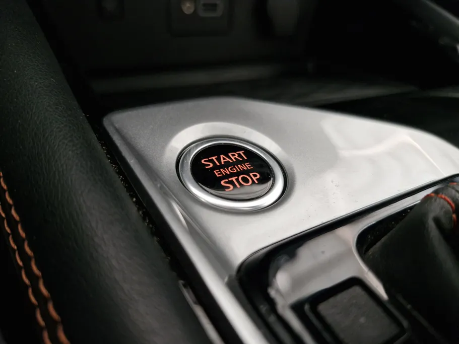 2023 Nissan Altima SR 