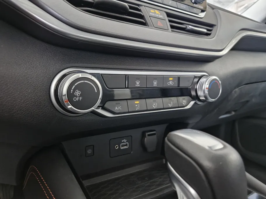 2023 Nissan Altima SR 