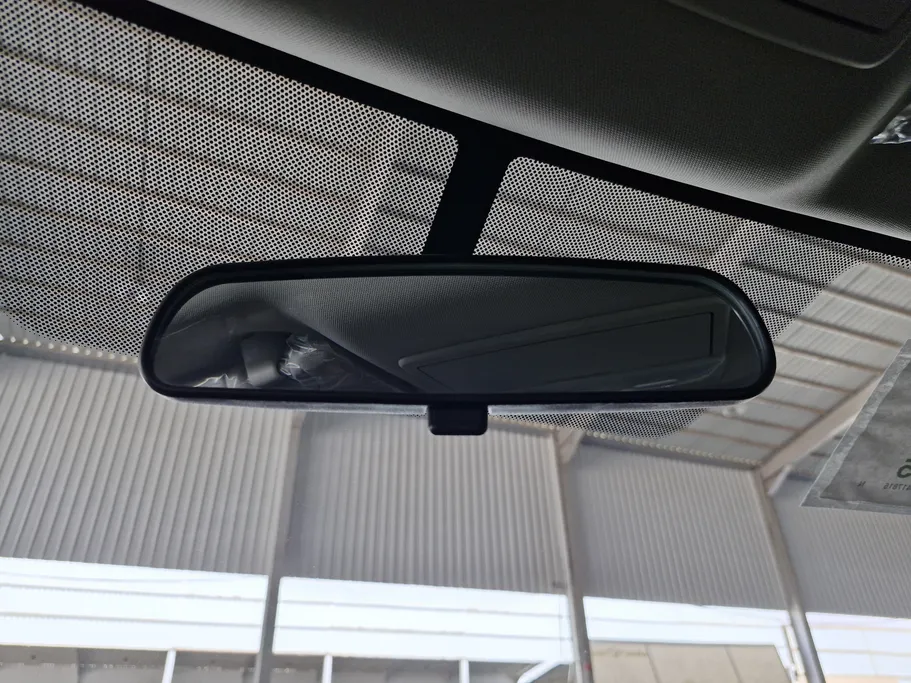 2023 Nissan Altima SR 