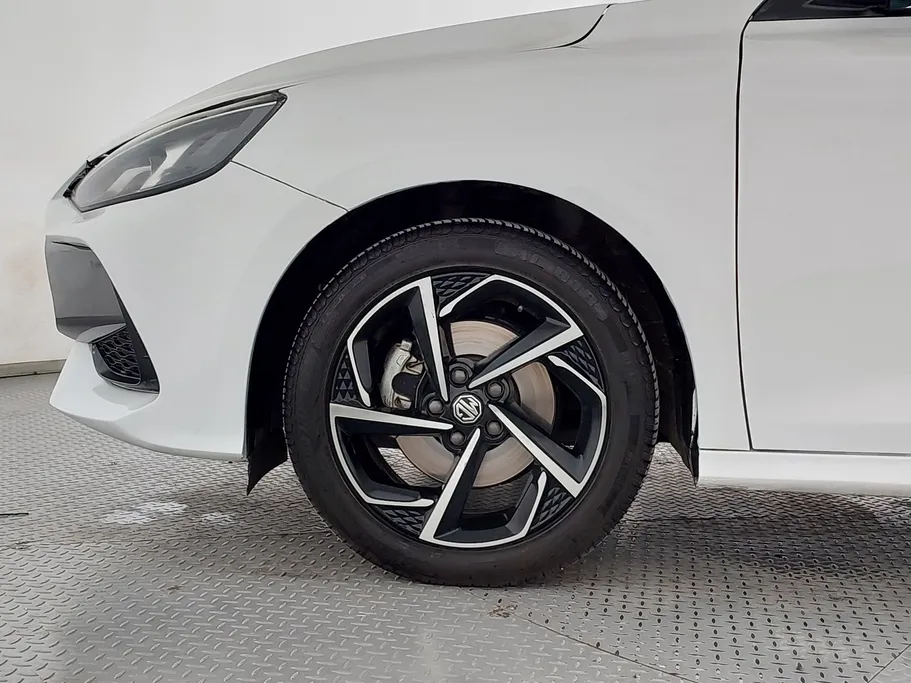 ام جي جي تي LUX 2023 