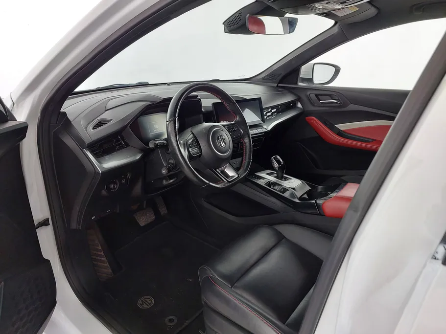 ام جي جي تي LUX 2023 