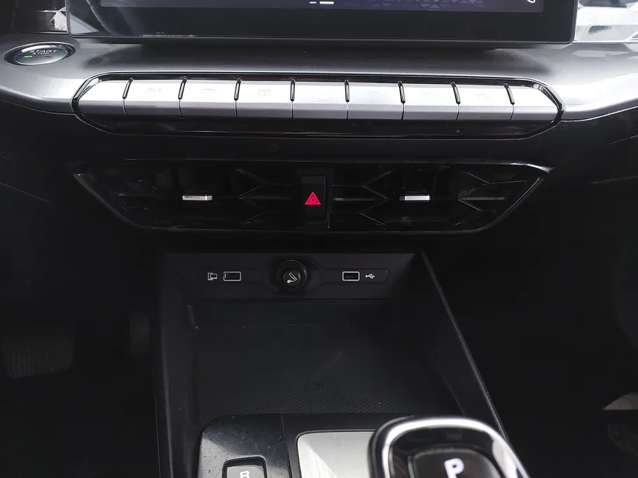 ام جي جي تي LUX 2023 