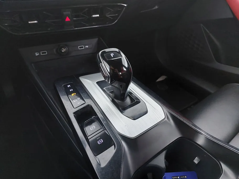 ام جي جي تي LUX 2023 