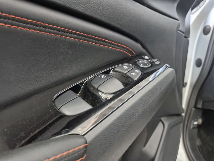 2023 Nissan Altima SR 