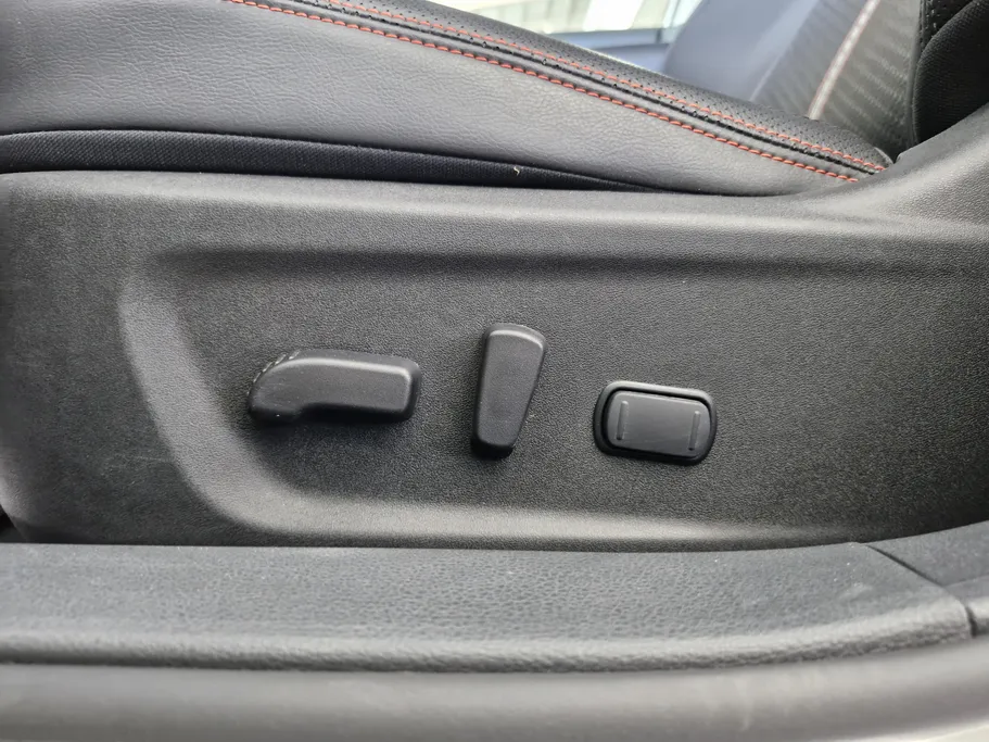 2023 Nissan Altima SR 