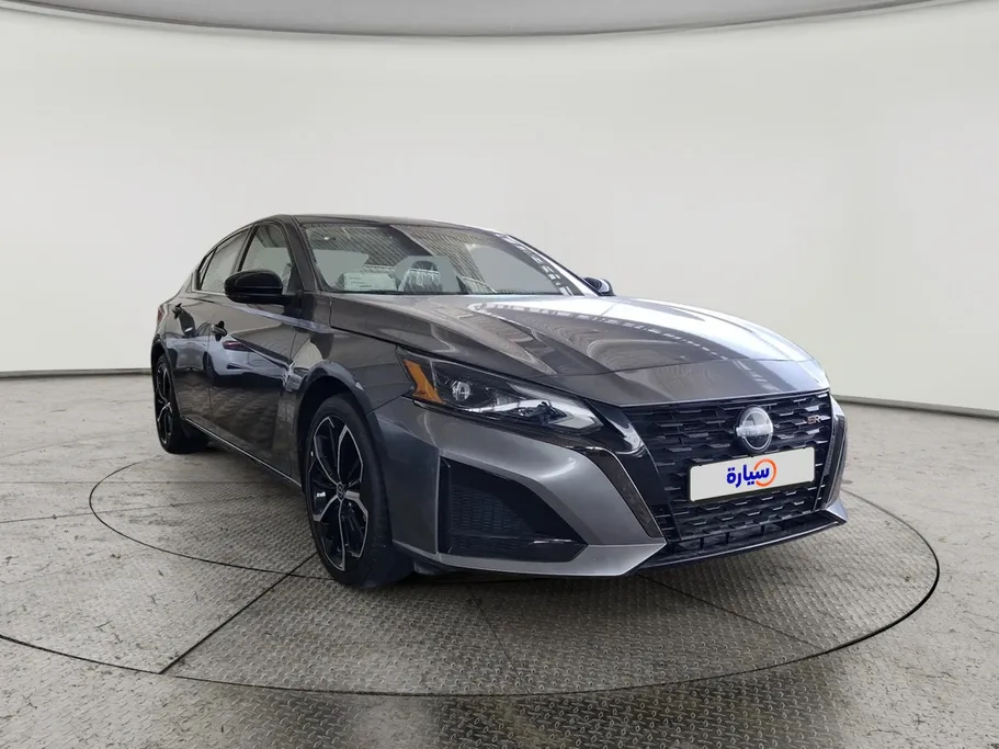 2023 Nissan Altima SR 