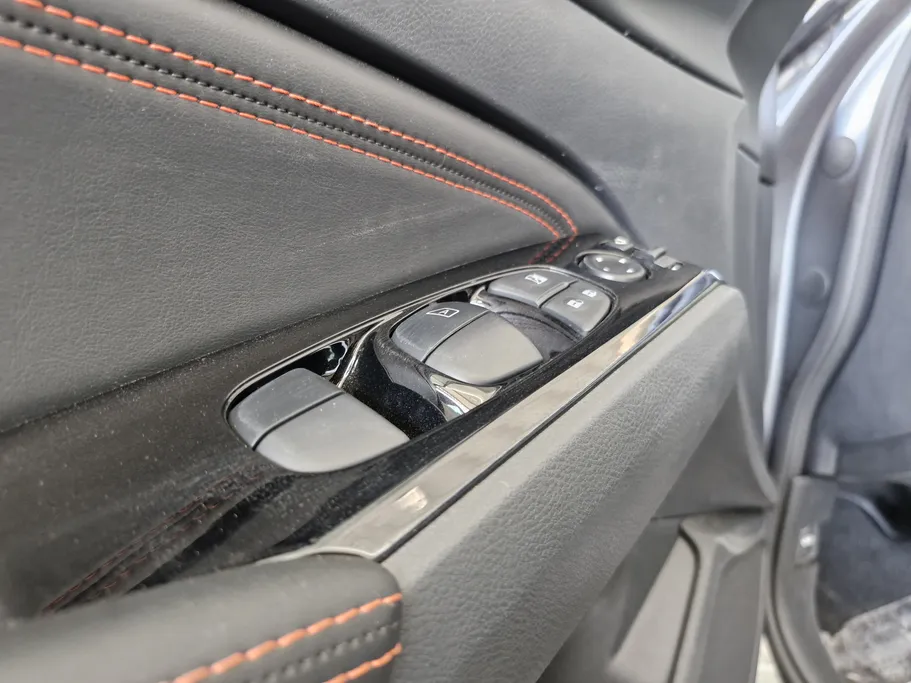 2023 Nissan Altima SR 