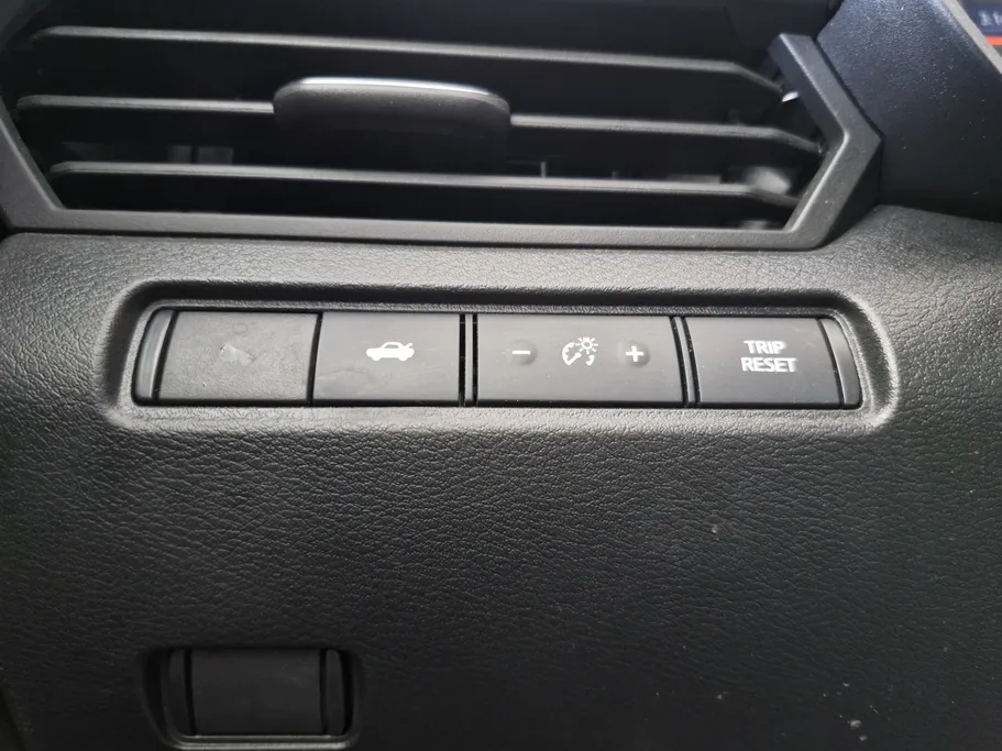 2023 Nissan Altima SR 