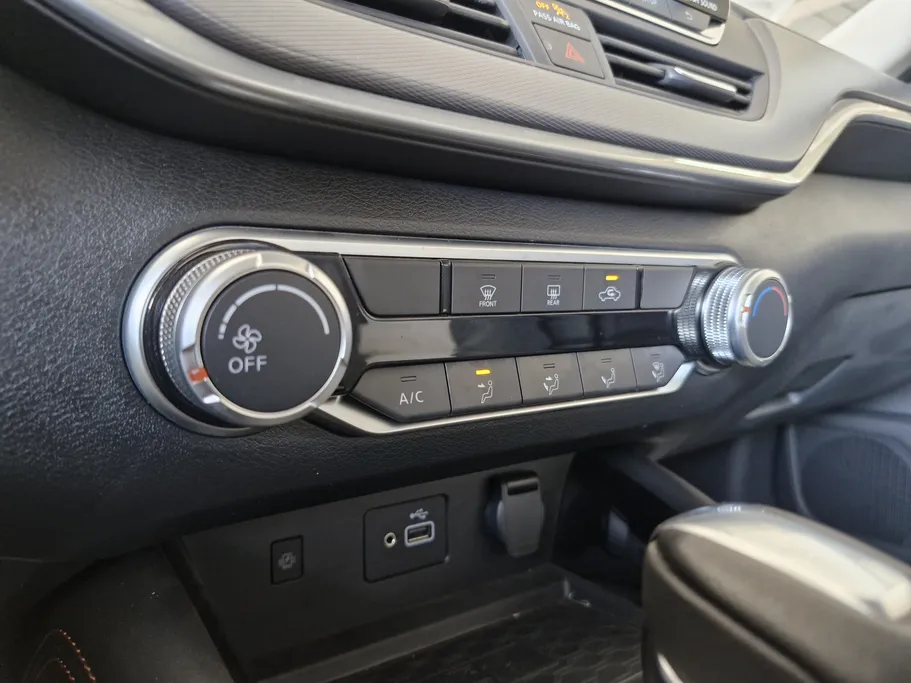 2023 Nissan Altima SR 