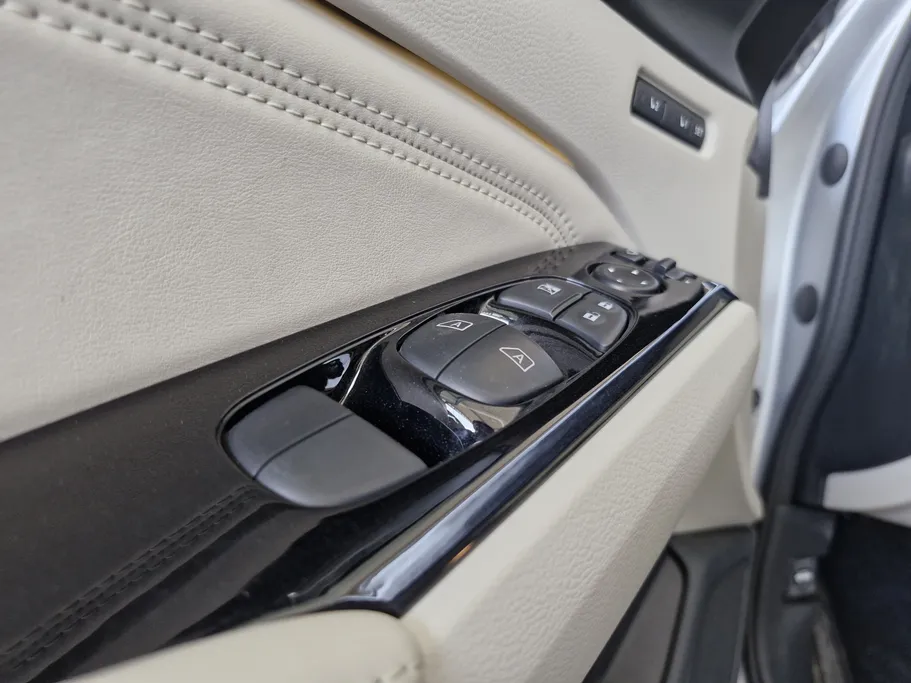 2023 Nissan Altima SL 