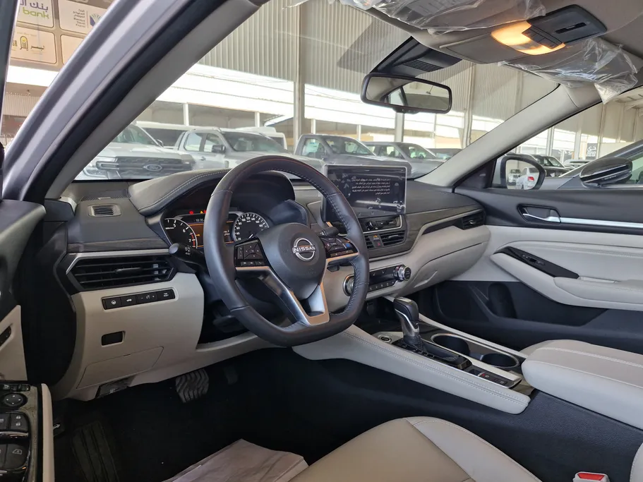 2023 Nissan Altima SL 