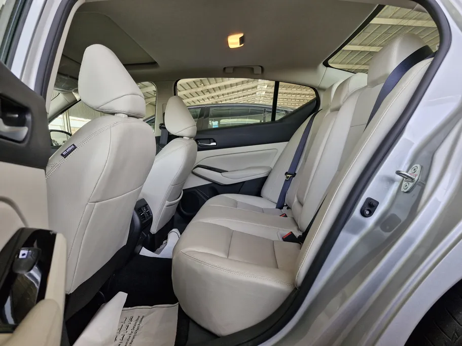 2023 Nissan Altima SL 