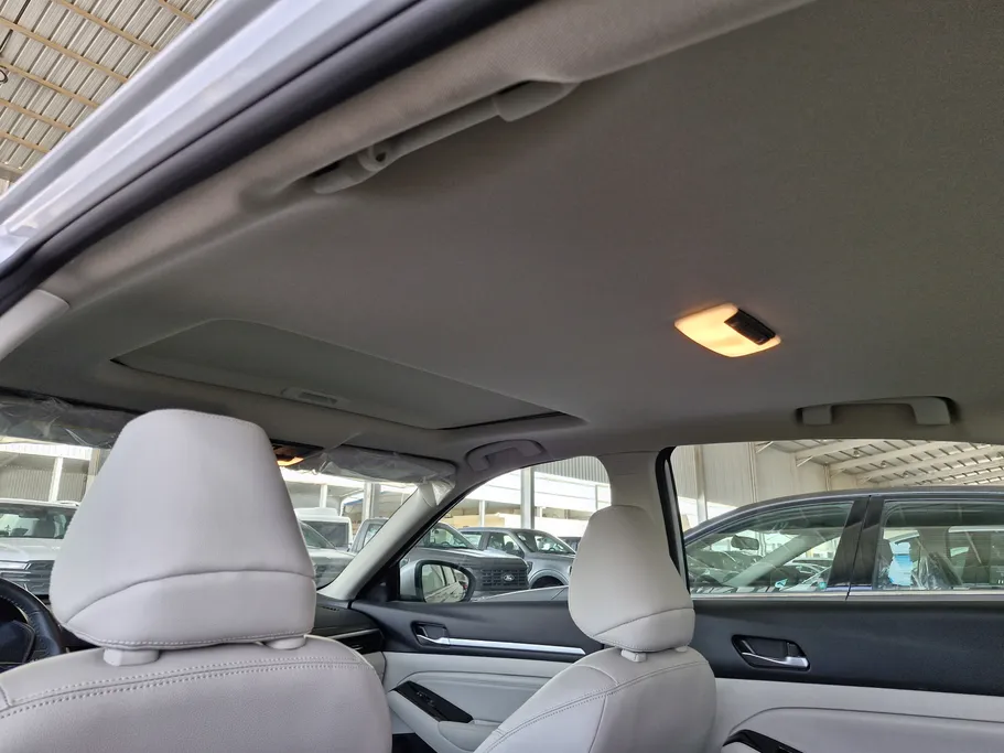 2023 Nissan Altima SL 