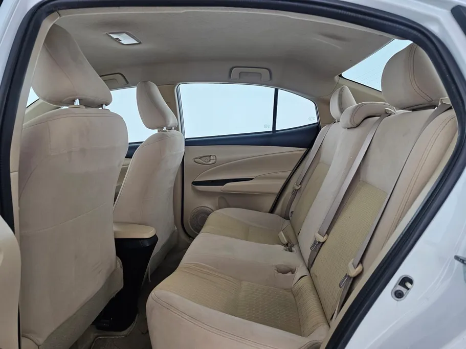 2022 Toyota Yaris  Y 