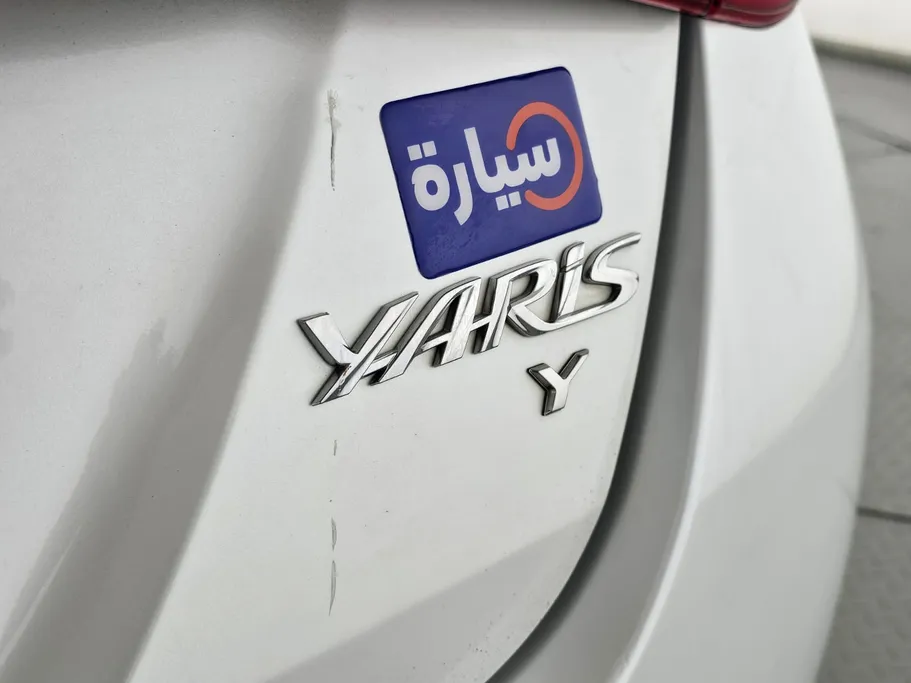 2022 Toyota Yaris  Y 