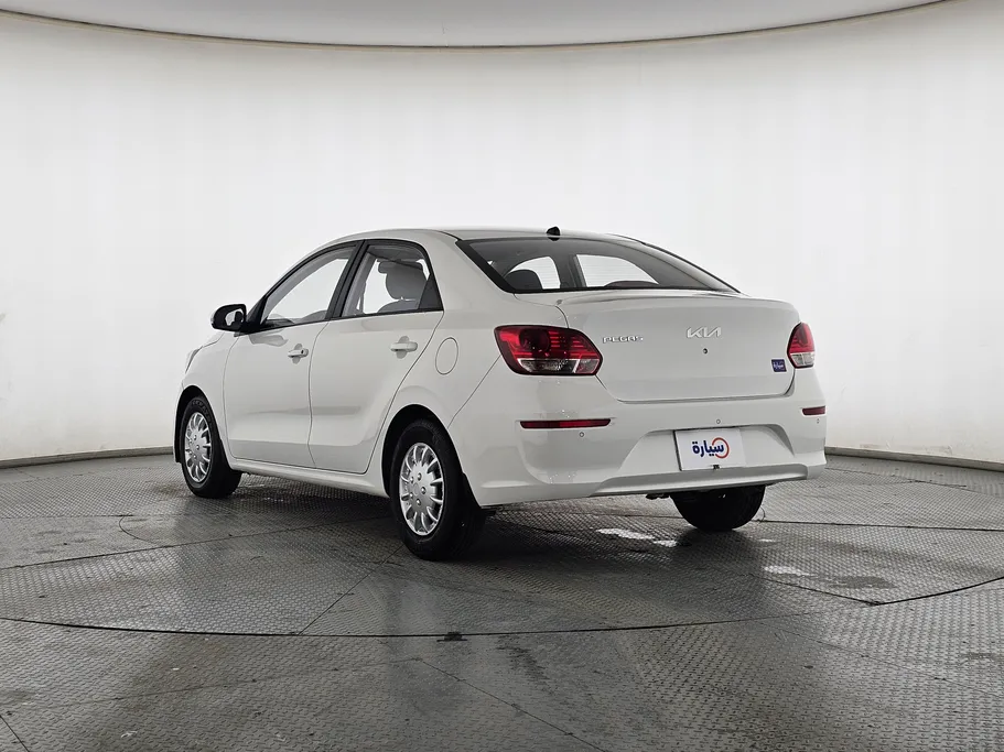 2022 Kia Pegas LX 