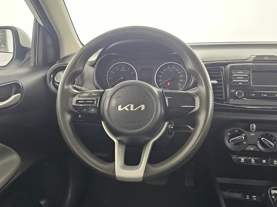 2022 Kia Pegas LX 