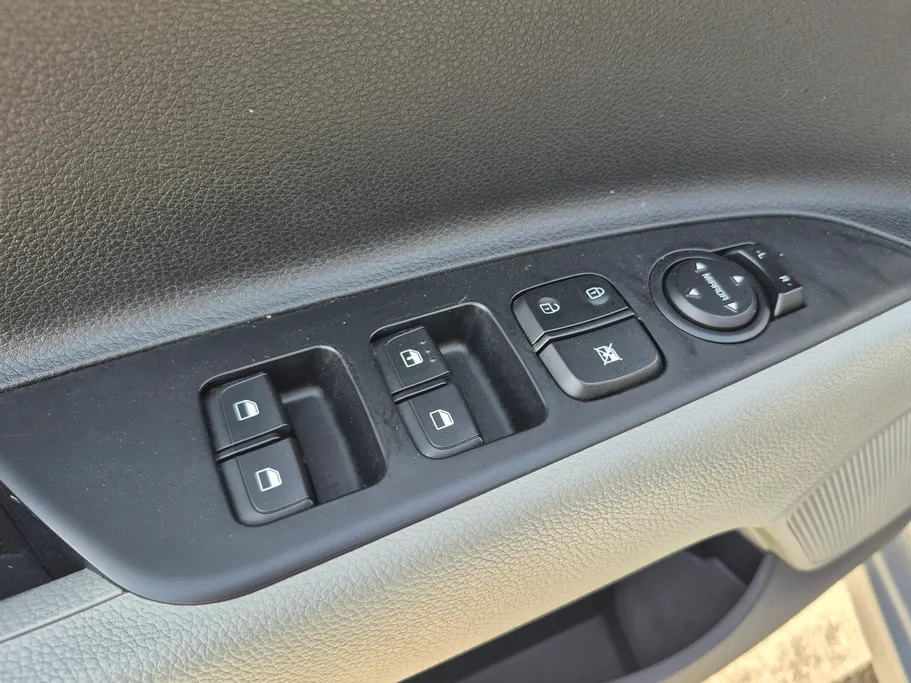 كيا ريو جي ال 2023 