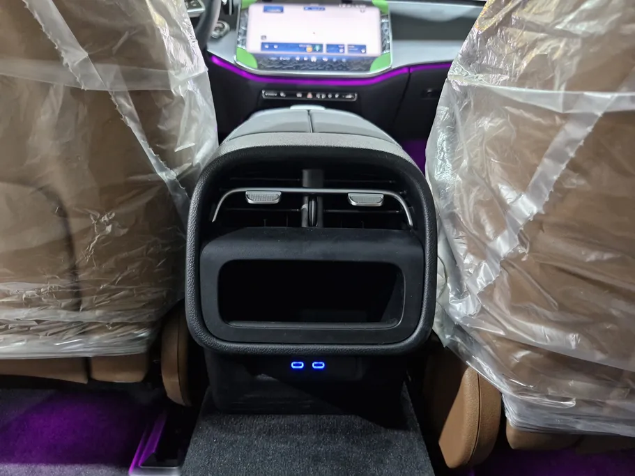 مرسيدس اي 200  2026 