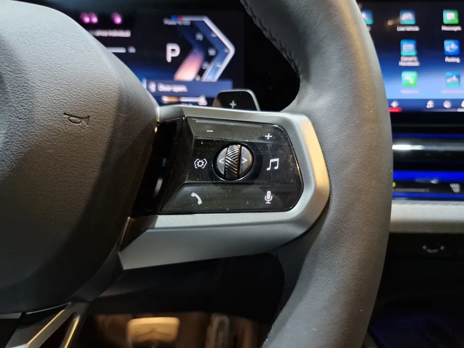 بي ام دبليو الفئة الخامسة 520i 2025 